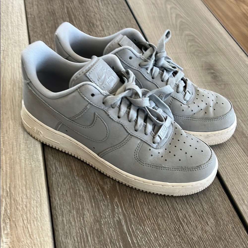 Women's Nike Gray Air Force One Sneakers-Like New